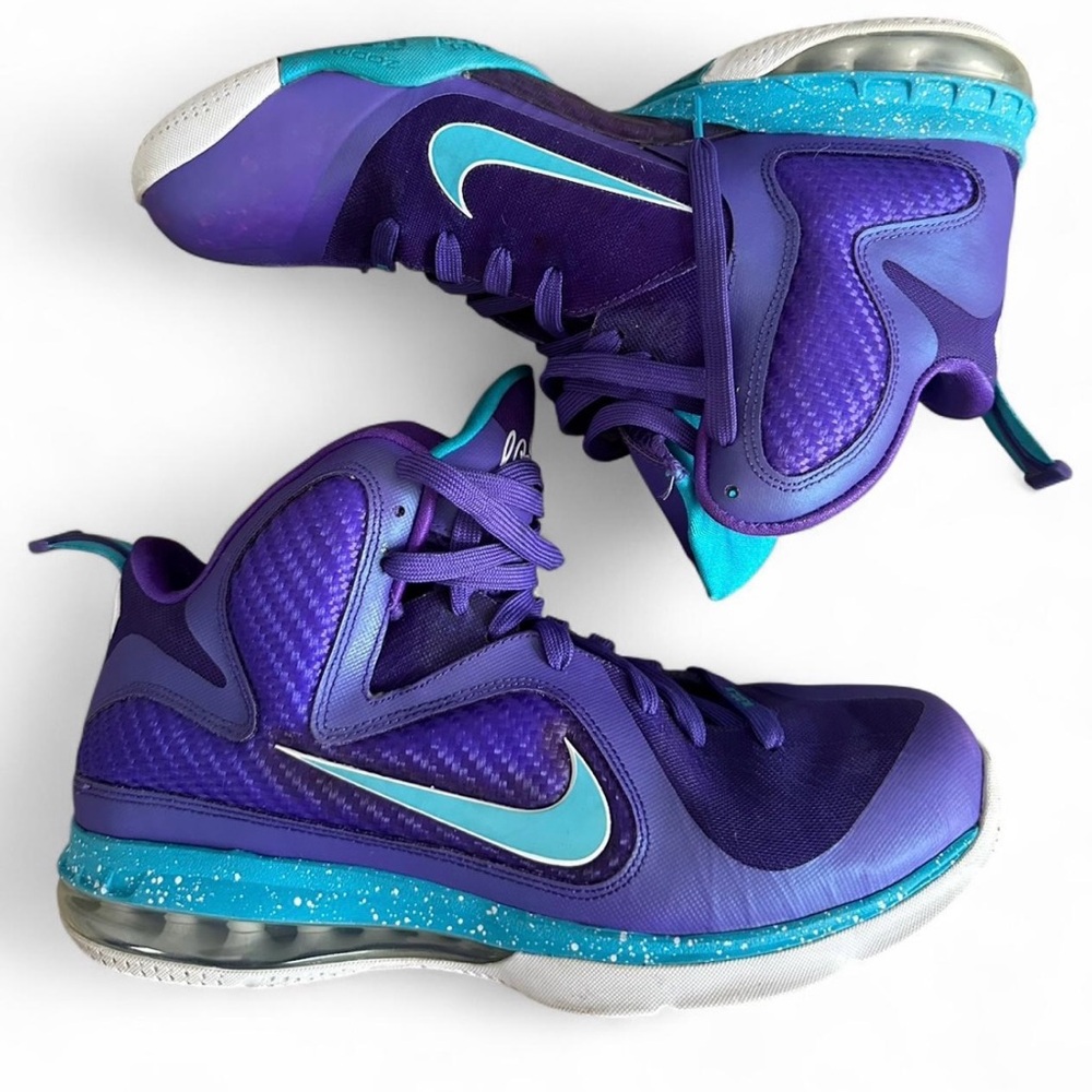 Nike LeBron 9 summit lake hornets size 11